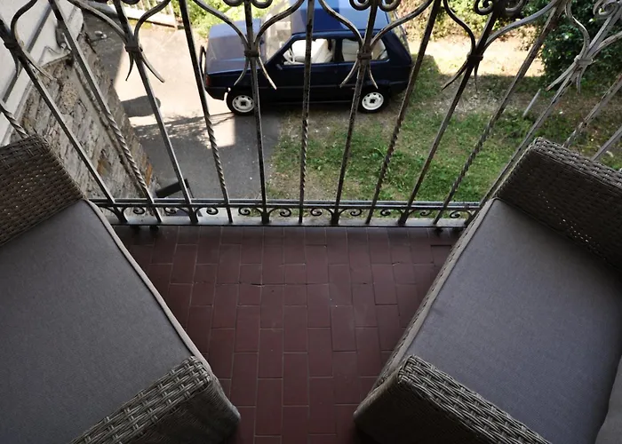 Valentine Apartment *